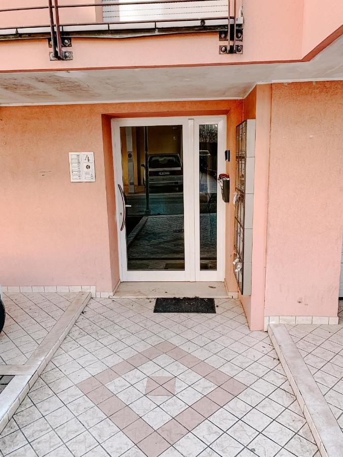 Appartamento Il Poeta - Affitti Brevi Italia ريميني المظهر الخارجي الصورة